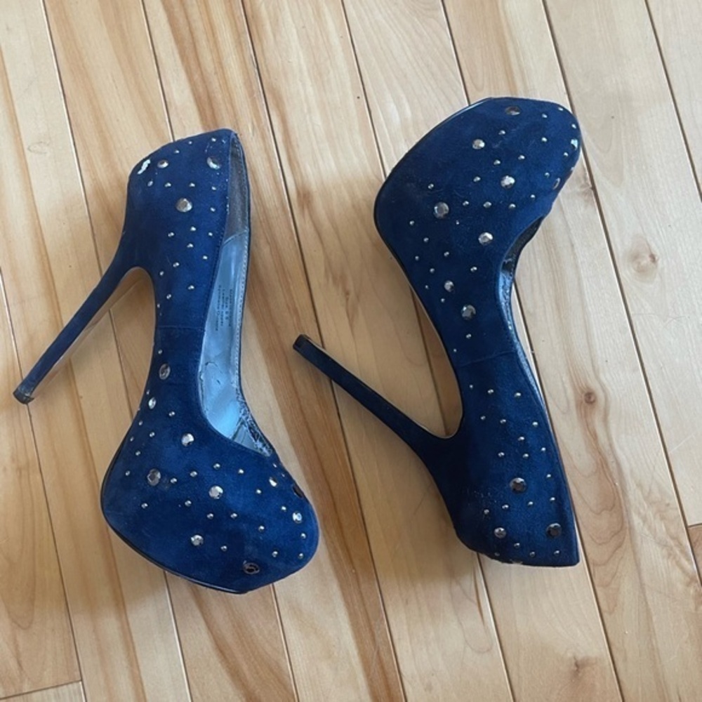 H by HALSTON Blue Silver Studded Pumps-6.5